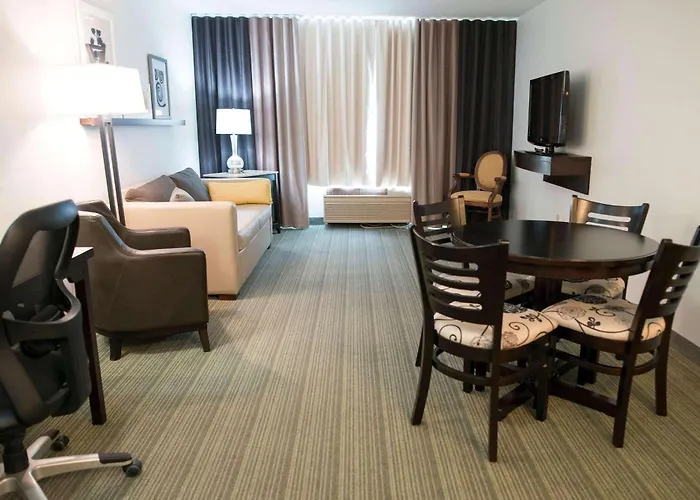 Country Inn & Suites By Radisson, Effingham, Il