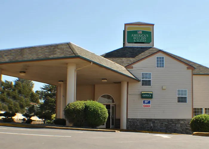 Paradise Inn & Suites At Lincoln City