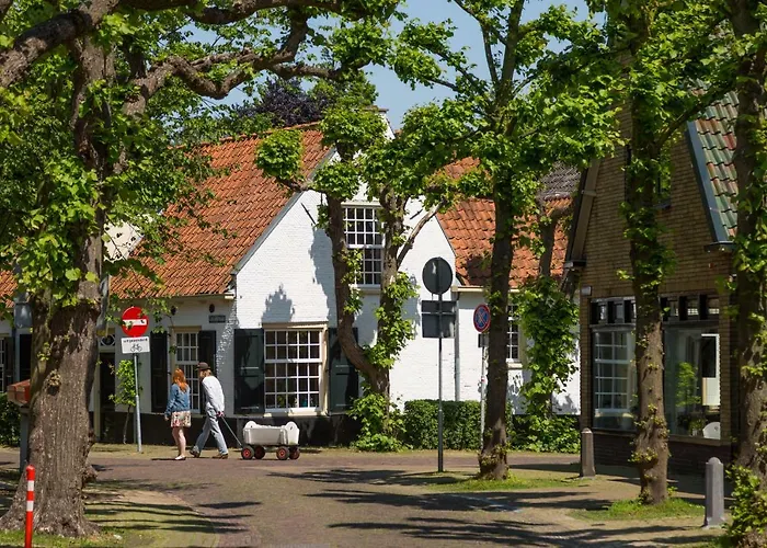 Silver Moon Bed & Breakfast