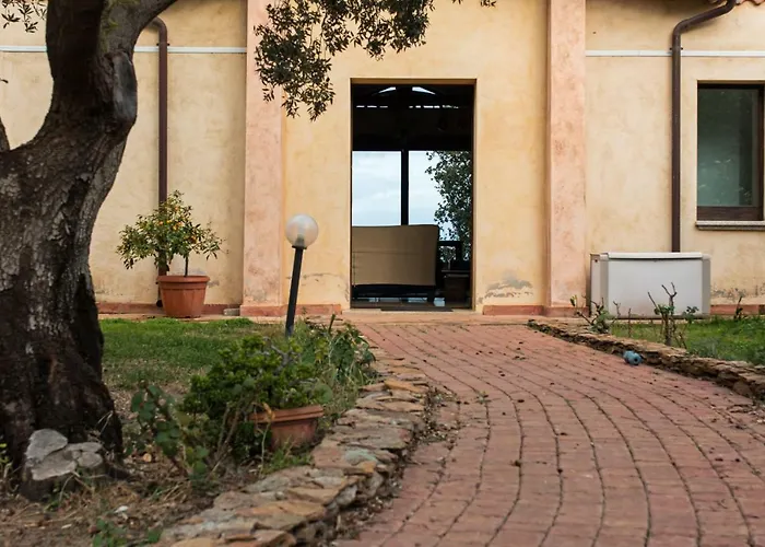 Camera vista mare, ingresso indipendente in Villa VìVì