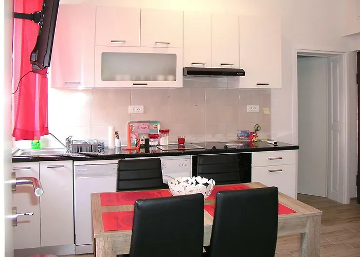 Apartmani Klara I Gracia