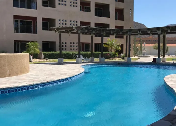 Marina Nopolo Condos