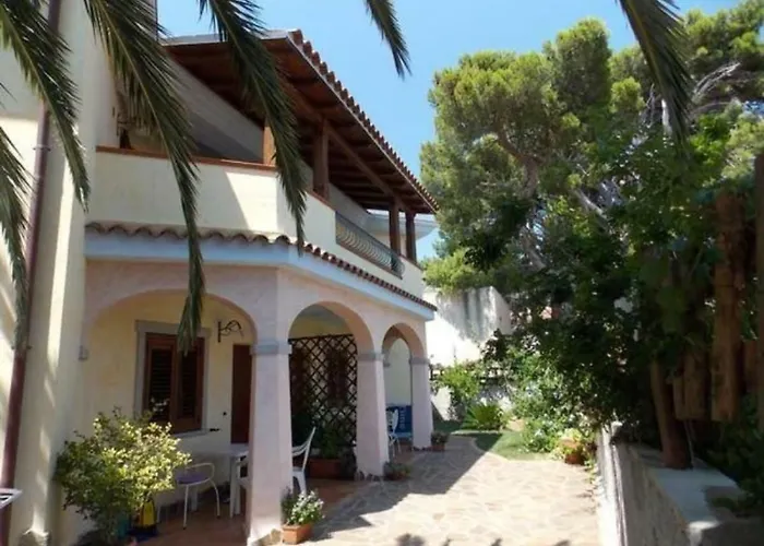 Casa in riva al mare