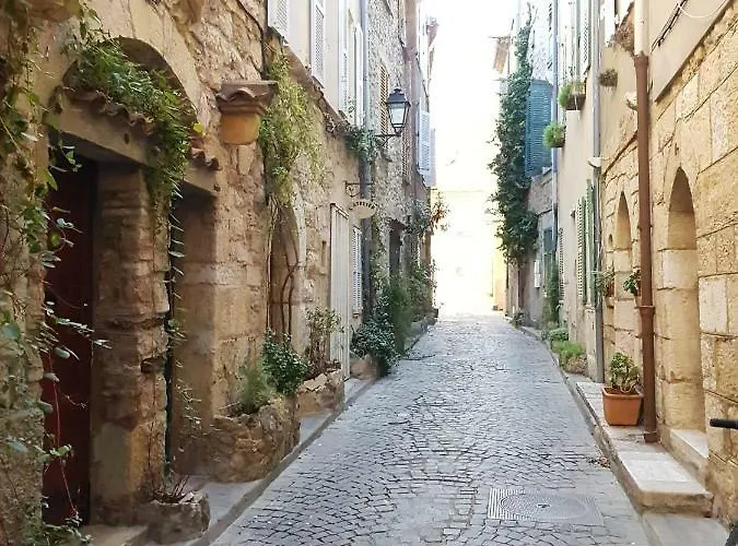 Duplex Au Coeur Du Vieil Antibes