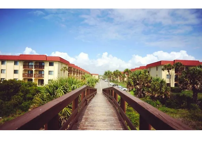 Ocean Life Beach Condo - Only Steps To The Beach