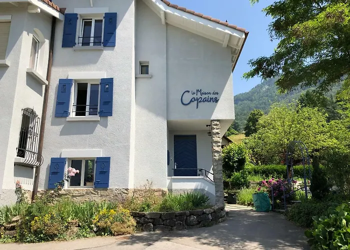 La Maison Des Copains
