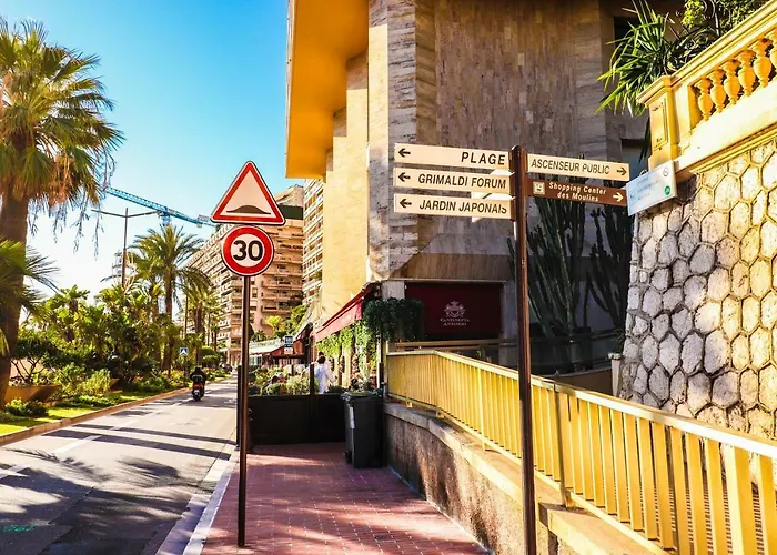 The Princess Monac'Home Parking