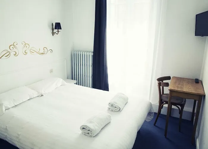 The Old Hotel Ravel Centre
