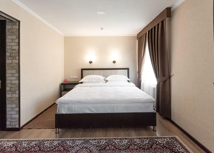 Voyage Hotel