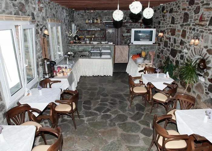 Vana Holidays