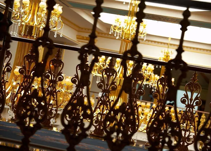 Guengoer Ottoman Palace Thermal Spa & Congress
