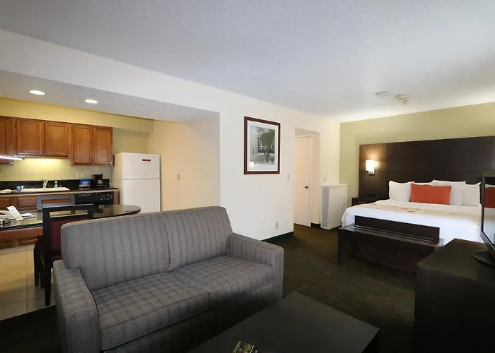 Fairbridge Inn & Suites - Akron Copley Township - West