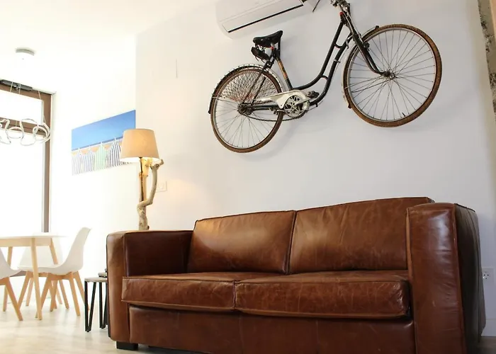 Apartamentos Zarautz Centro, con tarjeta parking gratis en zona azul y residentes