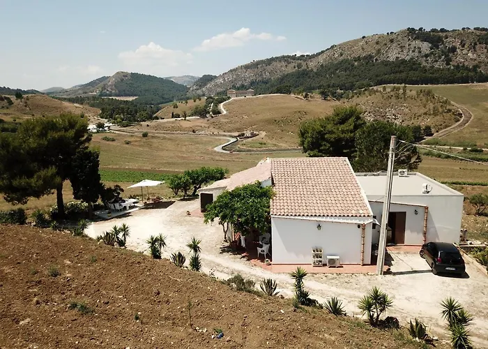 Helimos B&B With Segesta Temple View Near Castellammare Del Golfo