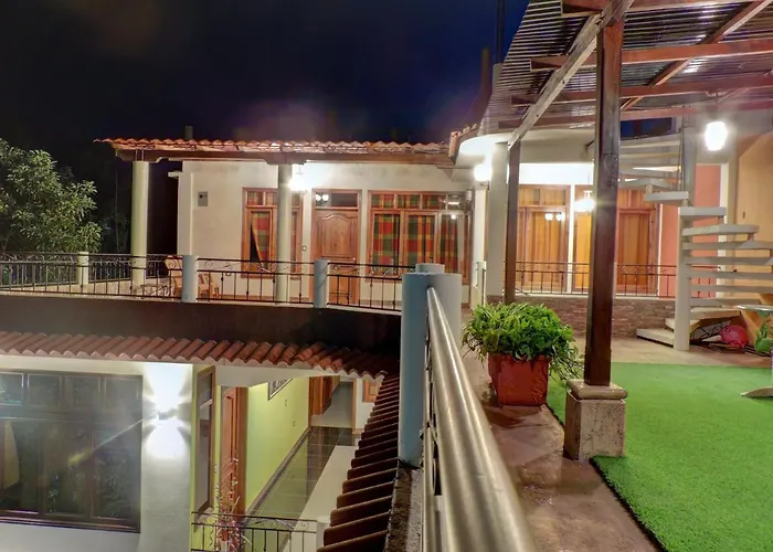 SHANTI SHANTI Hotel&Restaurante