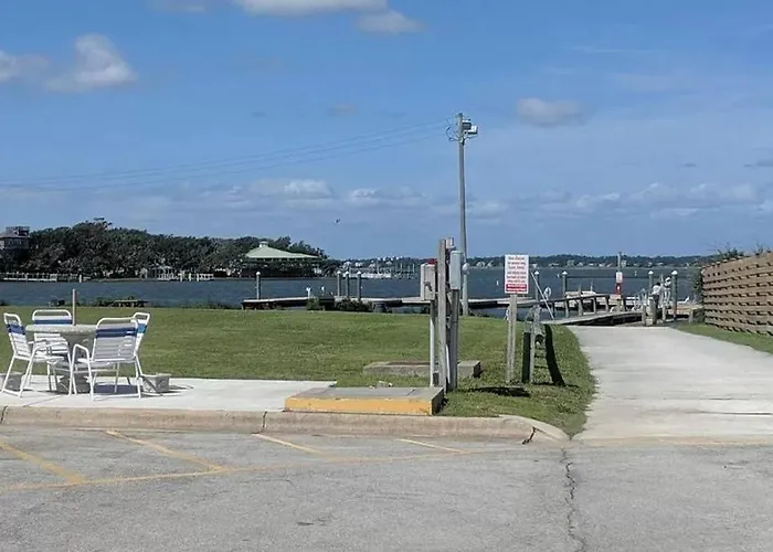 Bogue Shores 264