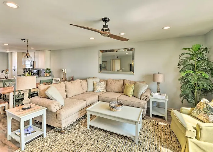 Summer Winds Resort Condo W/ Ocean Views!