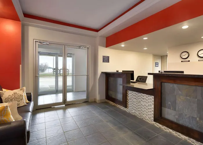 Travelodge By Wyndham Kindersley