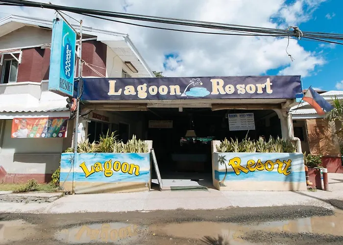 Reddoorz Plus At Lagoon Resort Zambales