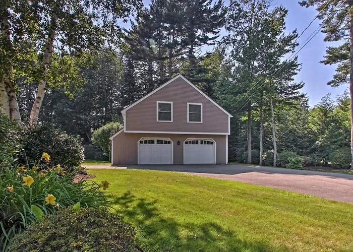 1/2 Mi To Beach: Lovely Guesthouse In Kennebunk!