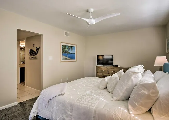 Bonita Springs Condo 4 Mi To Beach: Private Patio!