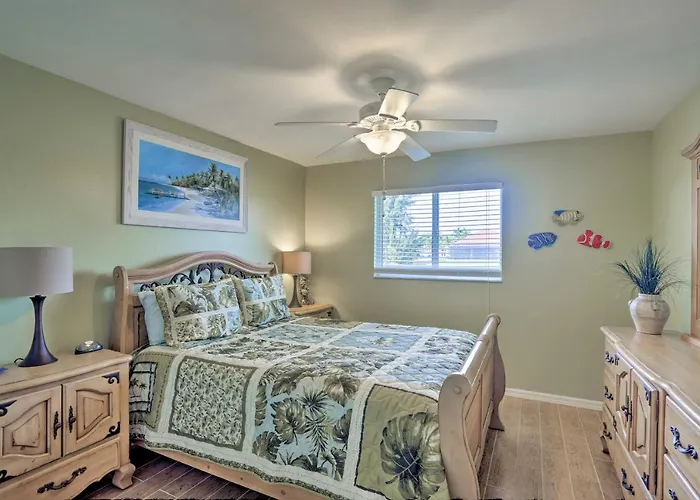 Canalfront Cape Coral House W/ Pool & Patio!