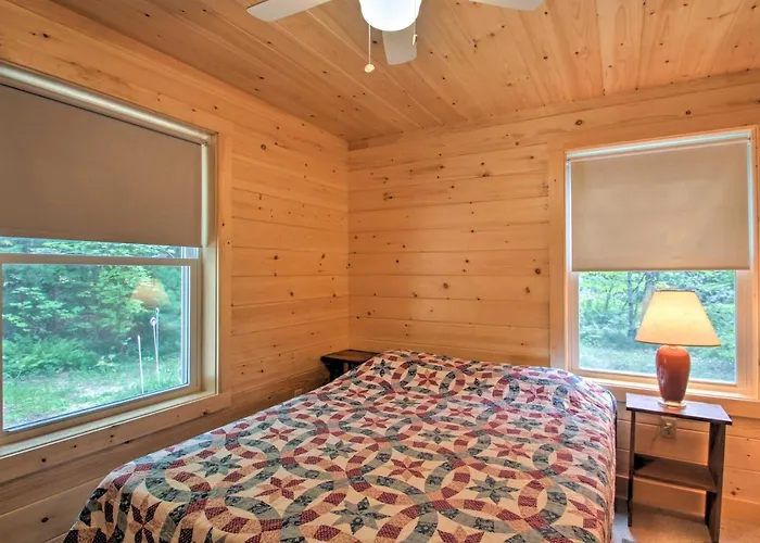 'The Cedars' Cabin W/ Beach Access On Panther Pond