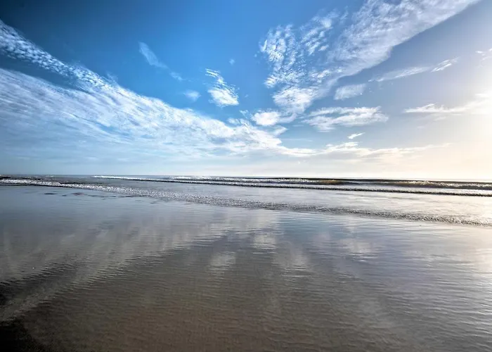 Oceanfront Daytona Beach Studio W/ Balcony!