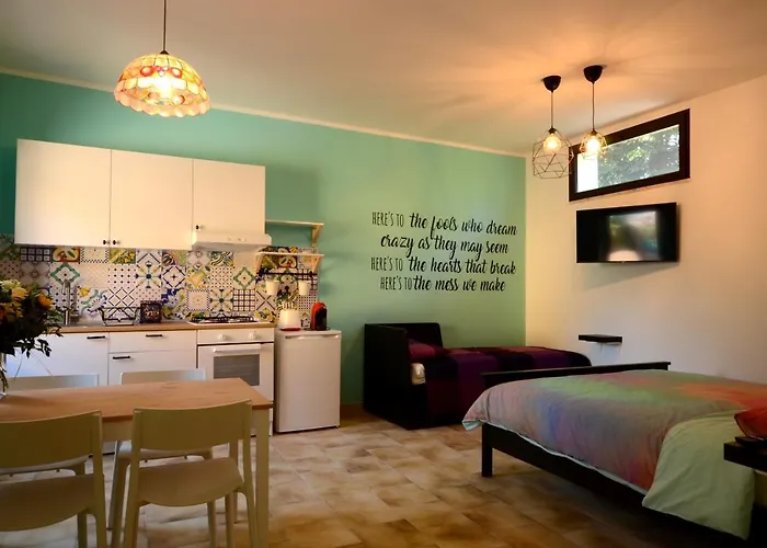 B&B La La Rose