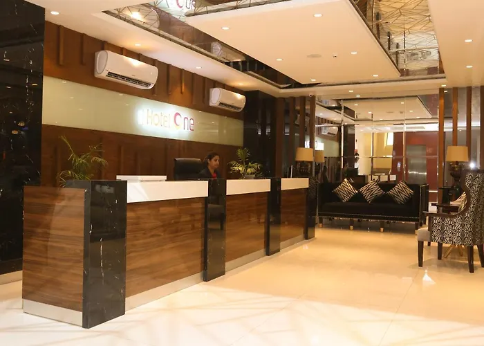 Hotel One Rahim Yar Khan Club Road