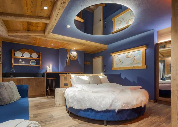 John Luxury Suites