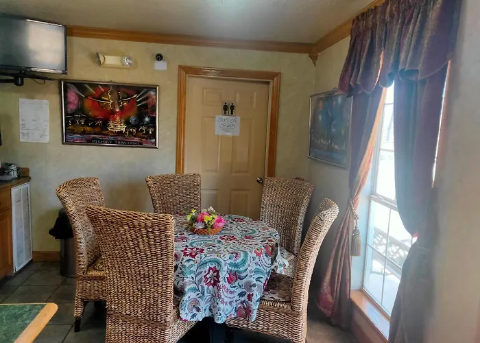 El Rancho Motel