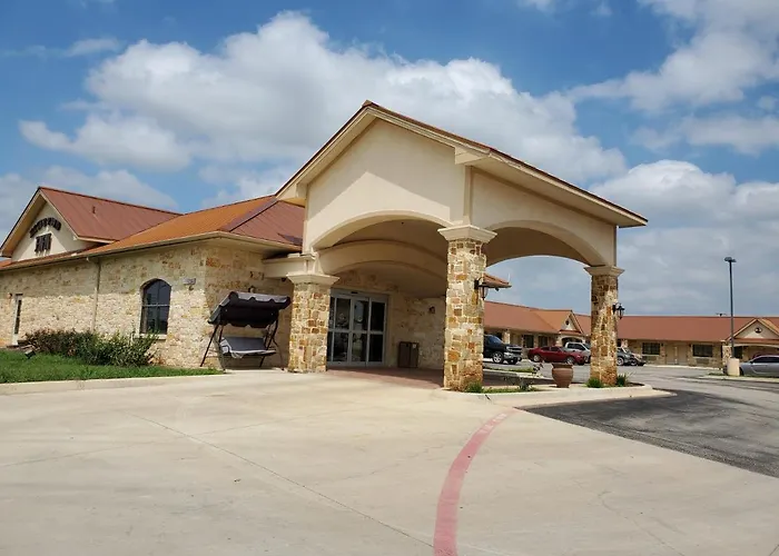 Eagle Ford Inn