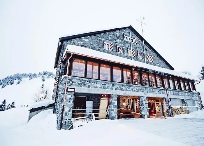 Maison De Montagne De Bretaye Acces Par Le Train Arret Bouquetin