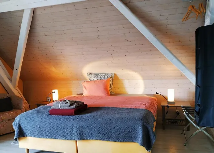 Blue Wall Bnb - Business Apartments