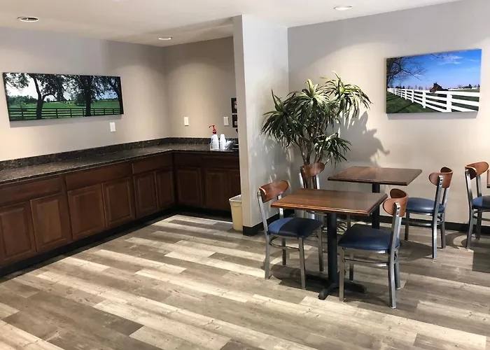 Dupont Suites - Louisville